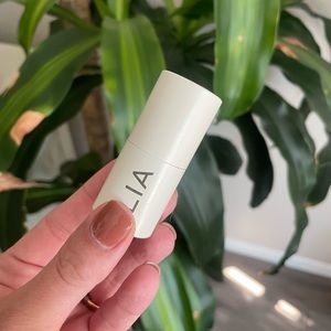 Ilia multi-stick highlighter in polka dots and moonbeams